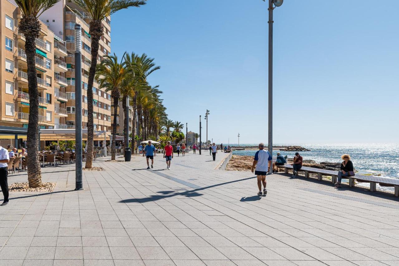 Apolo Beach Front - Sea View Luxury Apartment Torrevieja Buitenkant foto