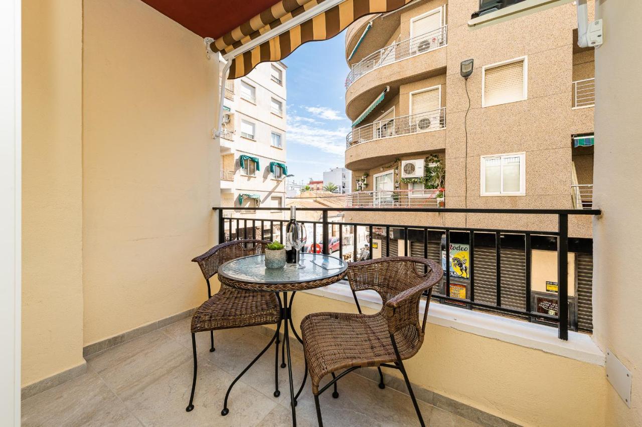 Apolo Beach Front - Sea View Luxury Apartment Torrevieja Buitenkant foto